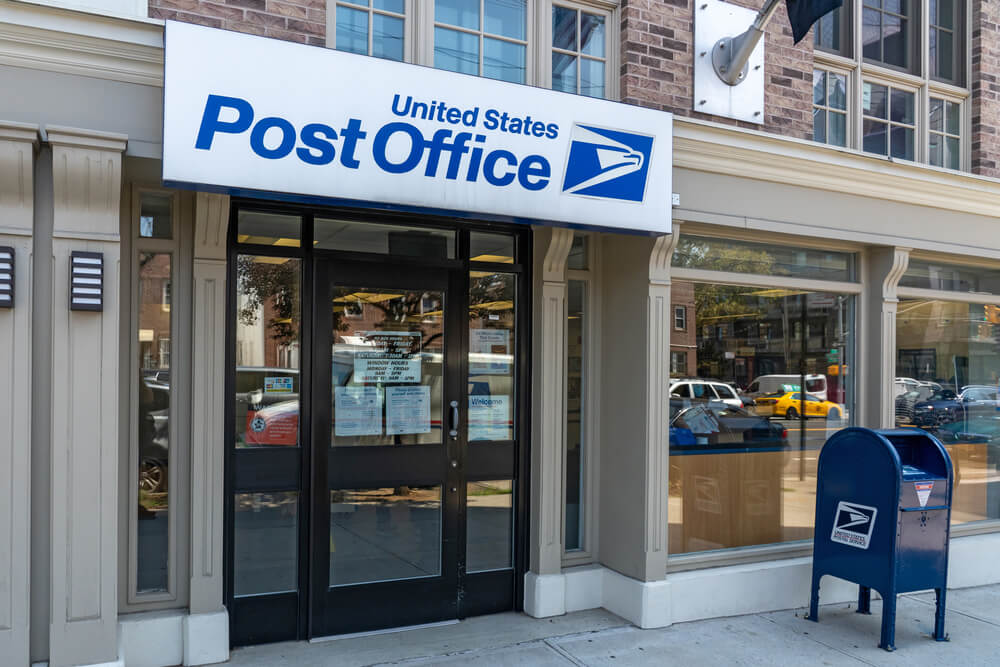 nearest u s post office